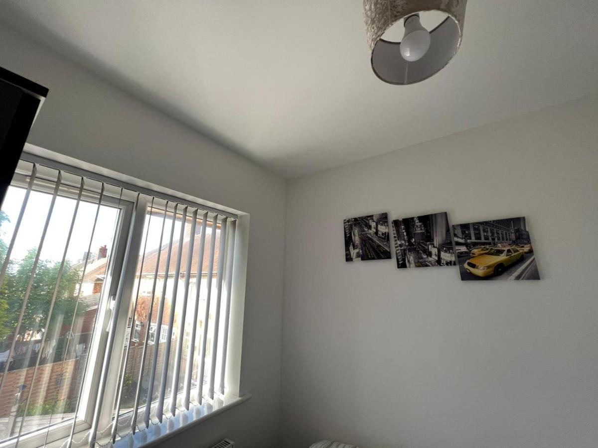 Cosy Home Near Nec, Bhx Bullring & Solihull Birmingham Exterior foto