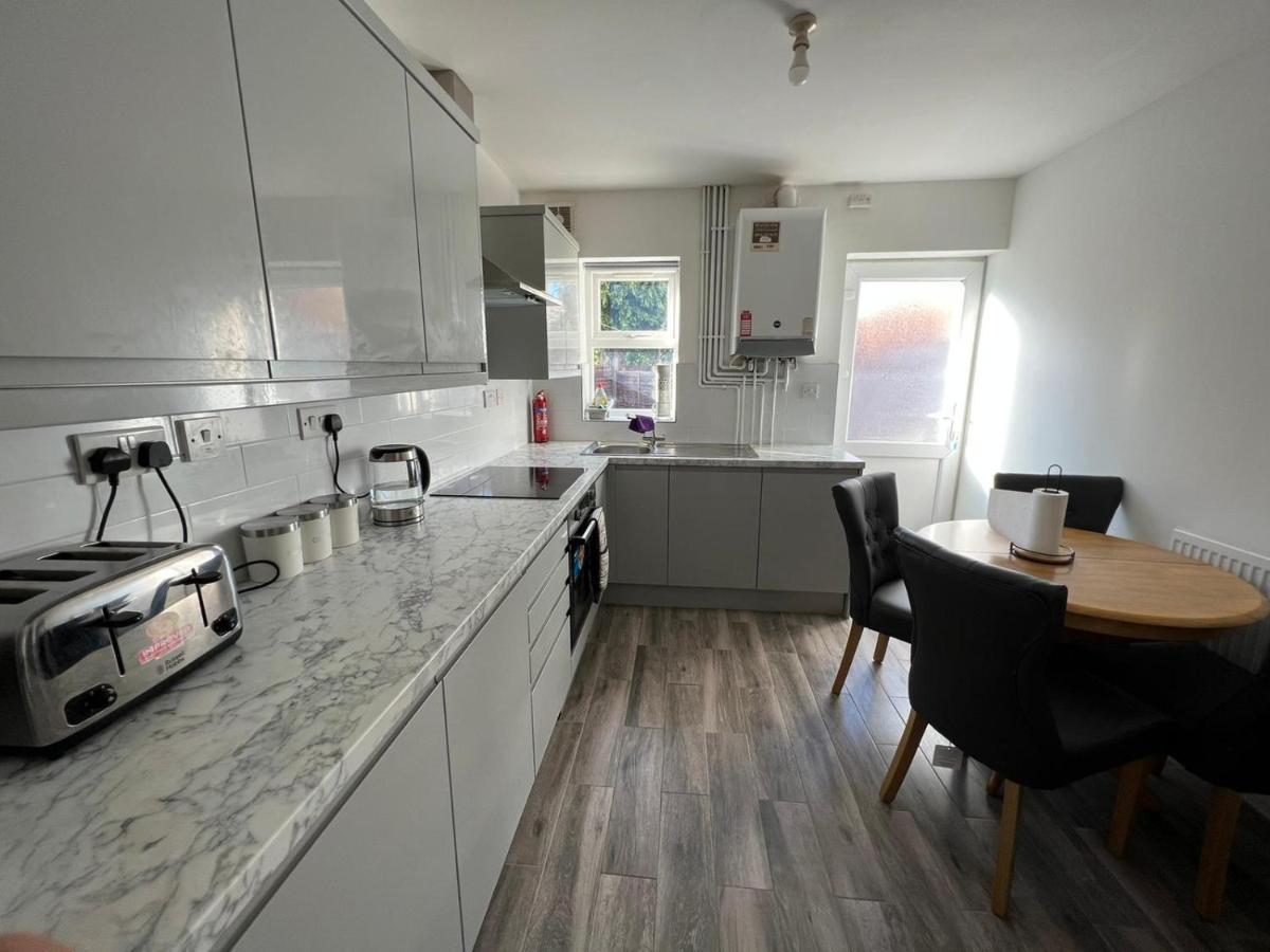 Cosy Home Near Nec, Bhx Bullring & Solihull Birmingham Exterior foto